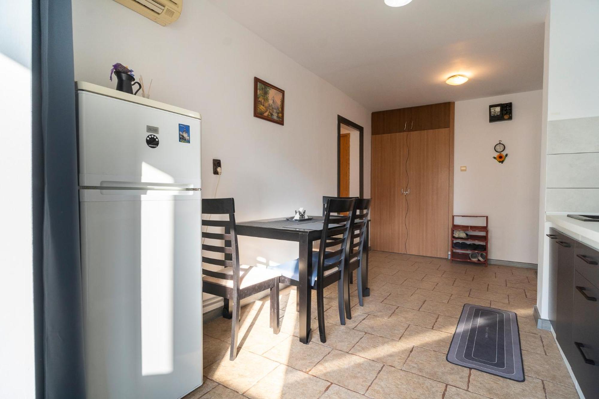 Rustic & Spacious 3Br Apartment Βουκουρέστι Εξωτερικό φωτογραφία